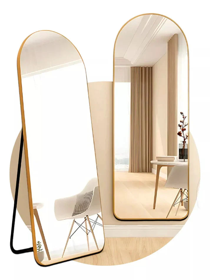 Espelho Pinterest com suporte e moldura dourada — LIQUIDAÇÃO