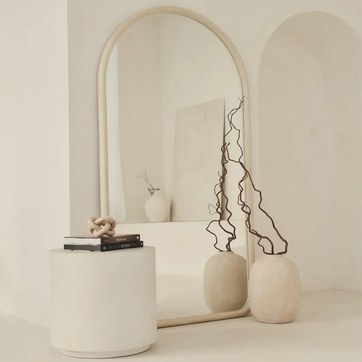 Elis – Espelho de concreto arqueado extra grande, do chão ao teto, 190 cm x 100 cm